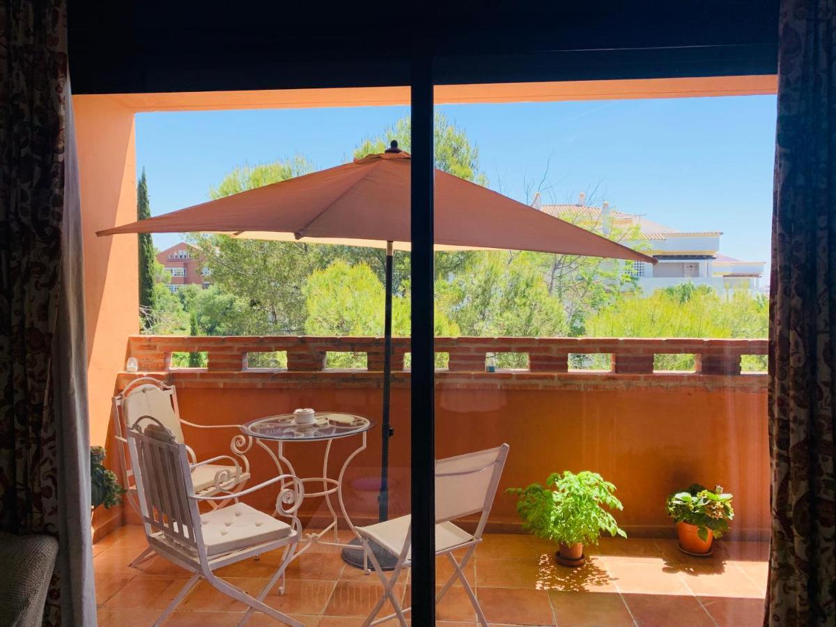 Milla De Oro Apartment *